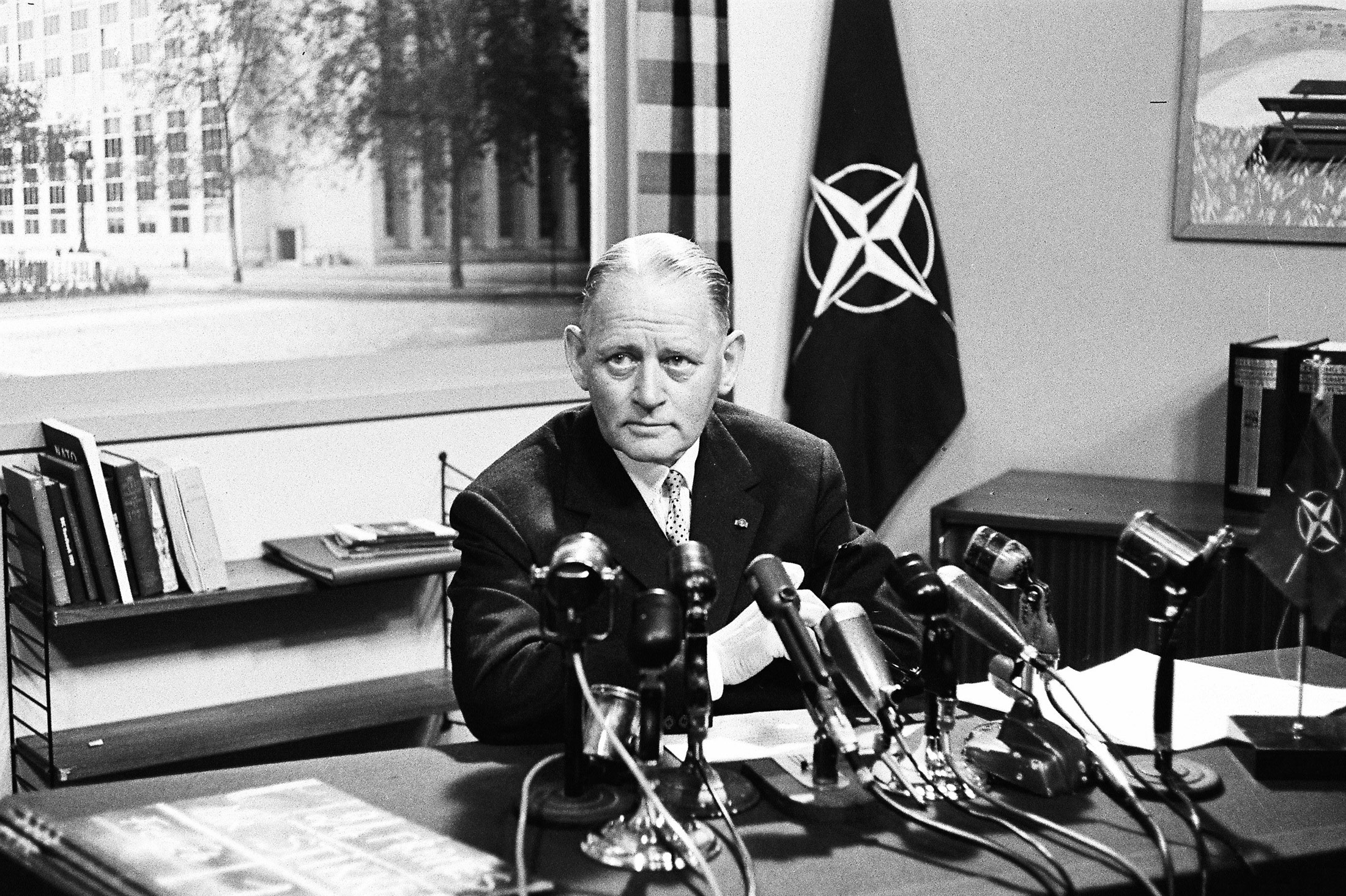 Stikker, Dirk Dirk Stikker